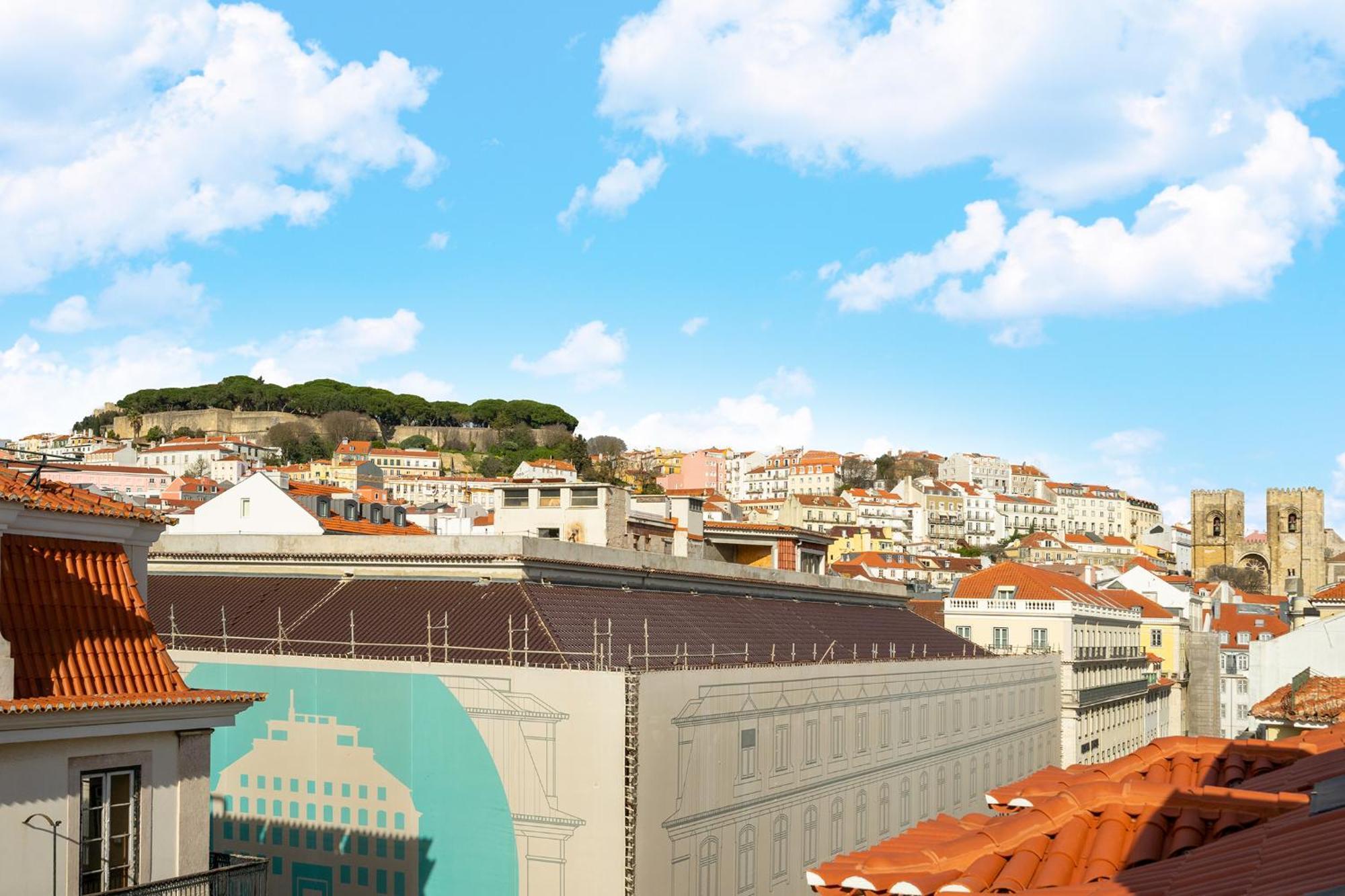 Whome Top-floor In Prime Location Lisboa