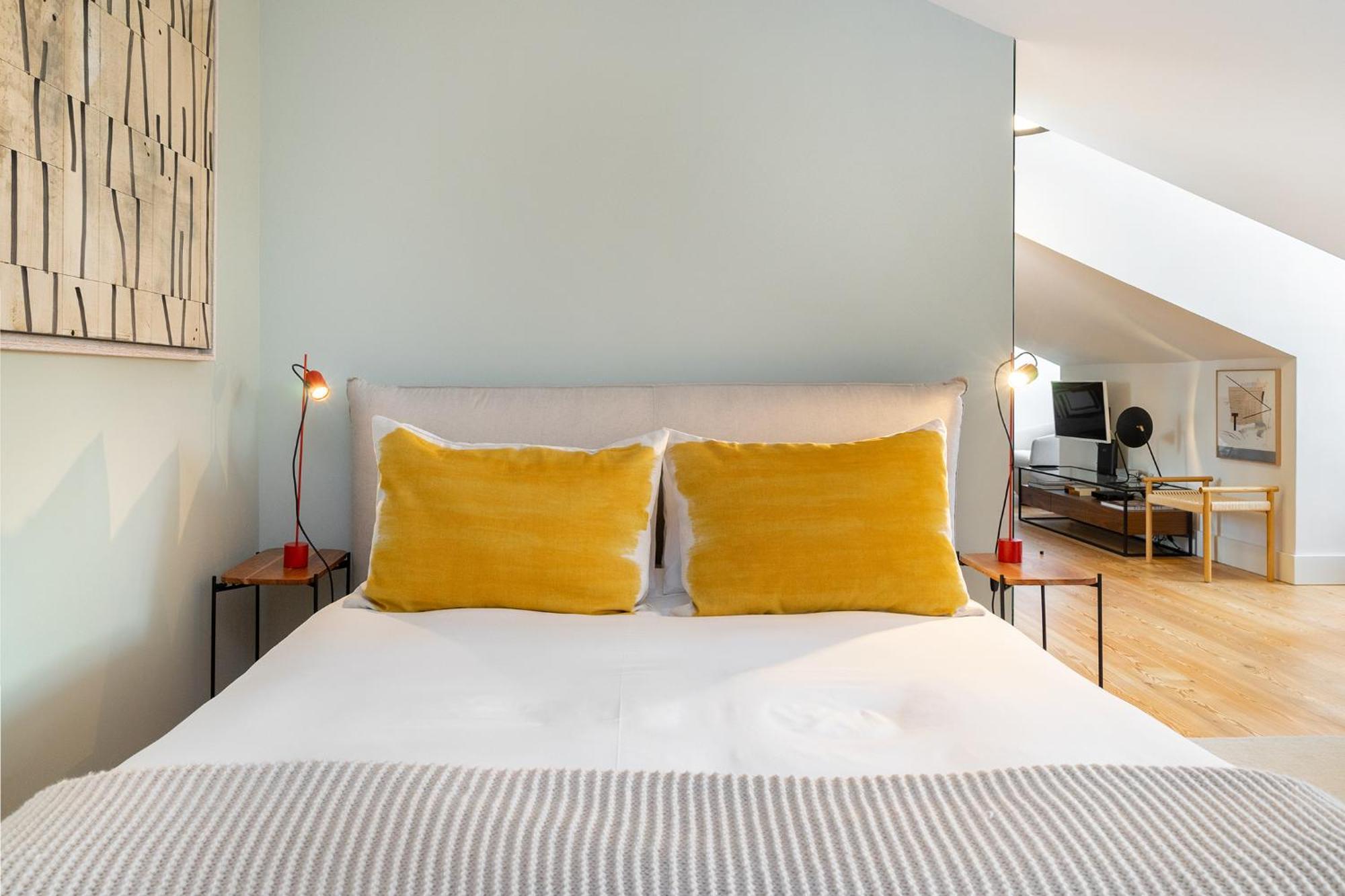 Whome Top-floor In Prime Location * Lisboa