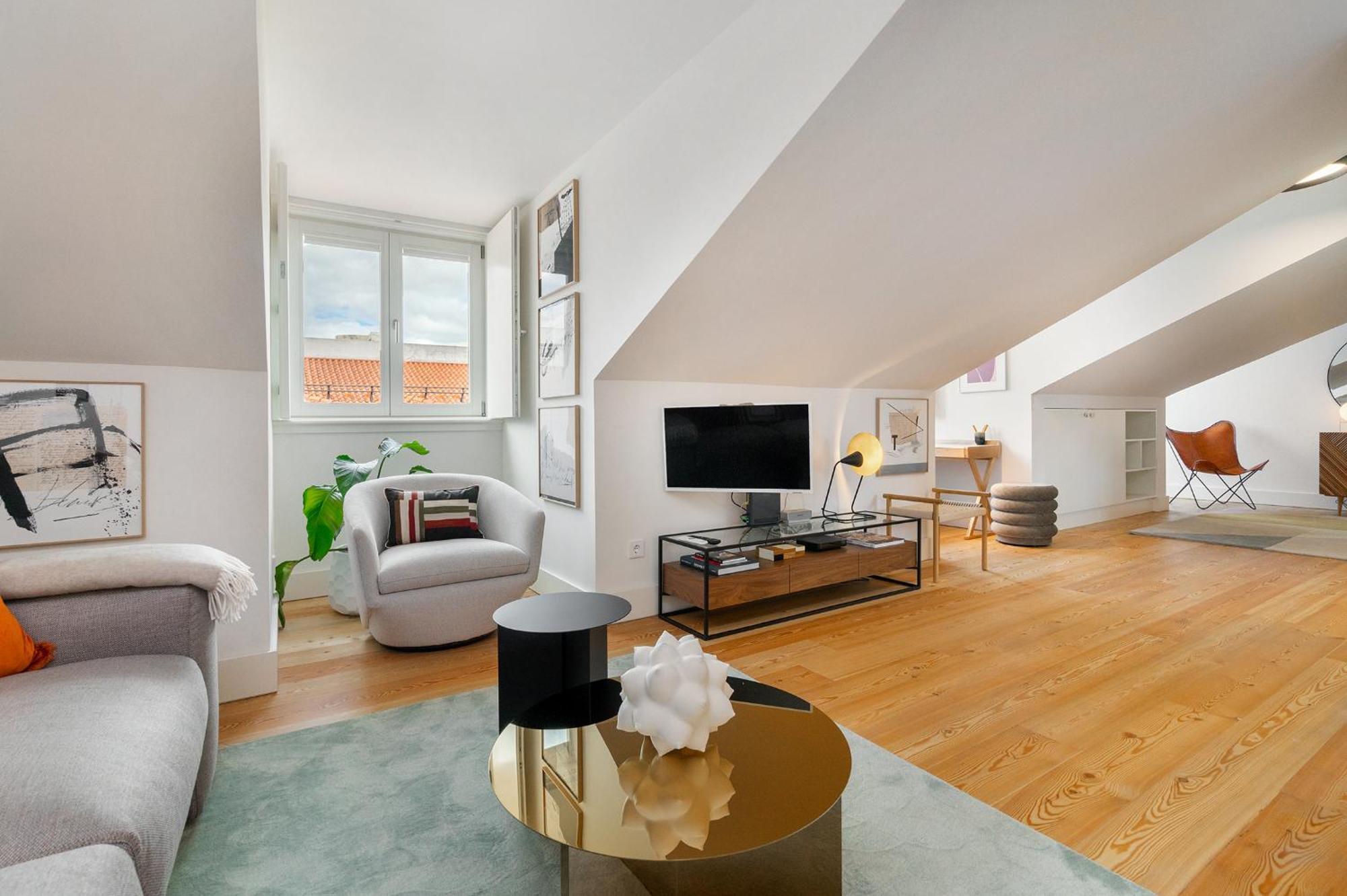 Whome Top-floor In Prime Location * Lisboa